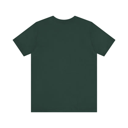 Happy Camper T-Shirt – Minimalist Retro Camper Tee for Nature Lovers